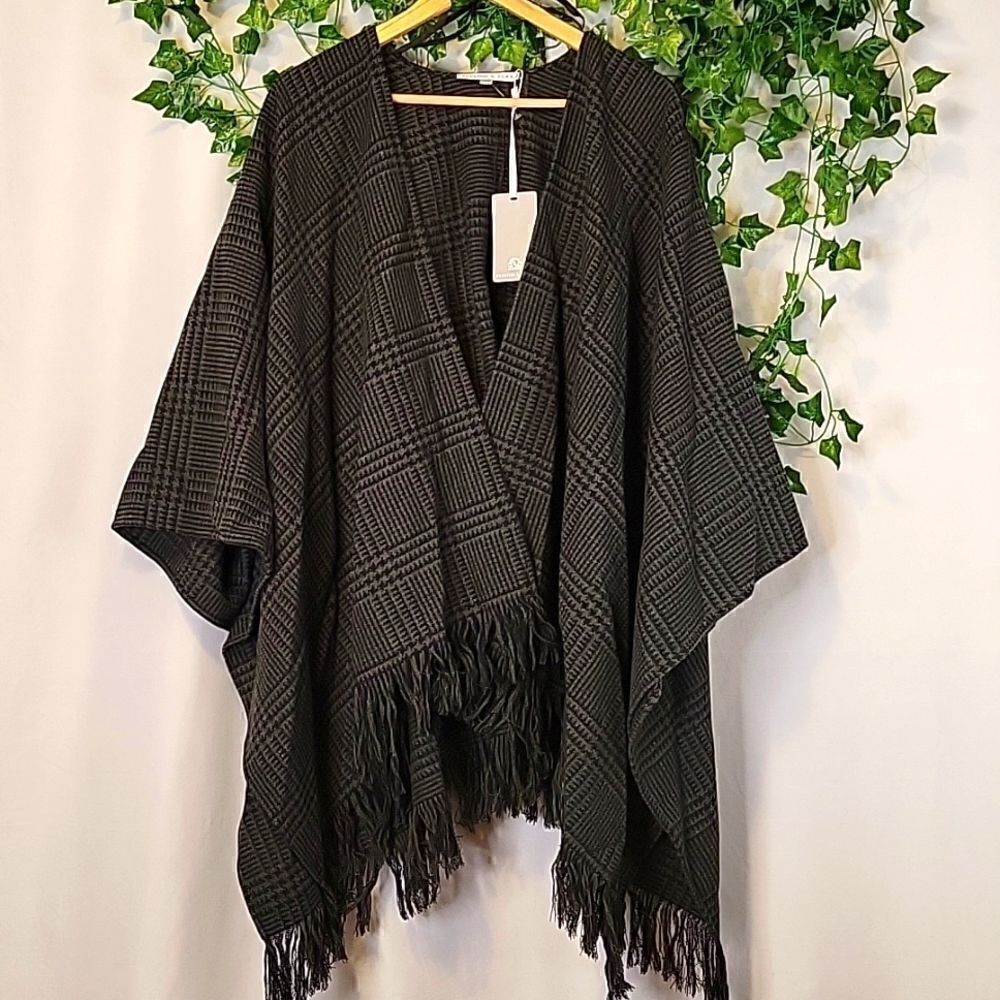 Preston & York. Wool Blend Poncho. OSFA. NWT
